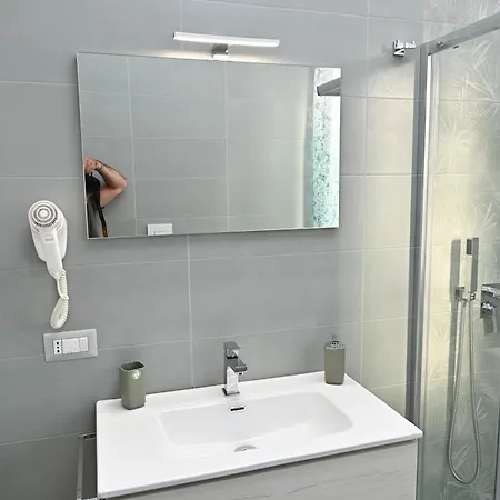 Bebsantaniellohouse1 Panzió