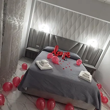 Bebsantaniellohouse1 3* Nápoly