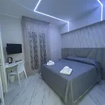 Bebsantaniellohouse1 B&B 3*