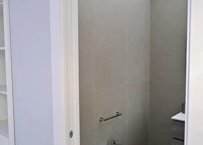 Bebsantaniellohouse1 Nápoles