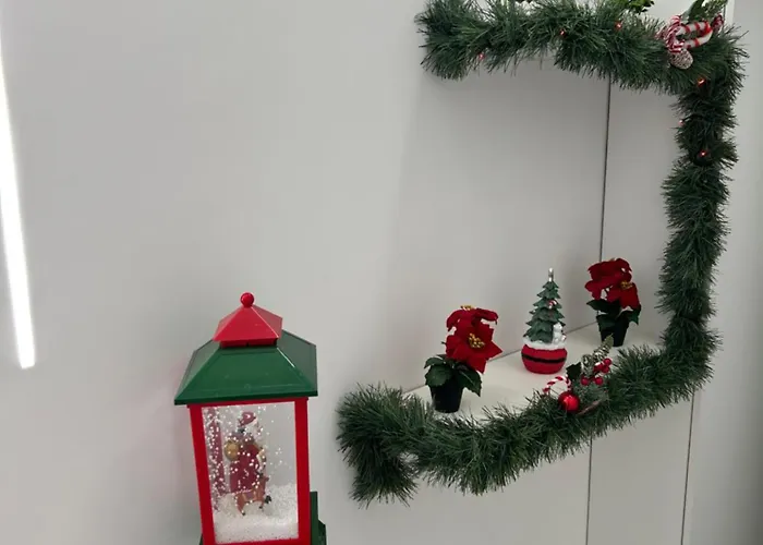 Alojamento de Acomodação e Pequeno-almoço Bebsantaniellohouse1 3*
