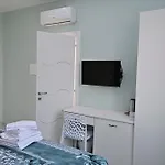 Bebsantaniellohouse1 Naples