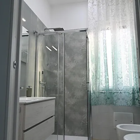 Alojamento de Acomodação e Pequeno-almoço Bebsantaniellohouse1