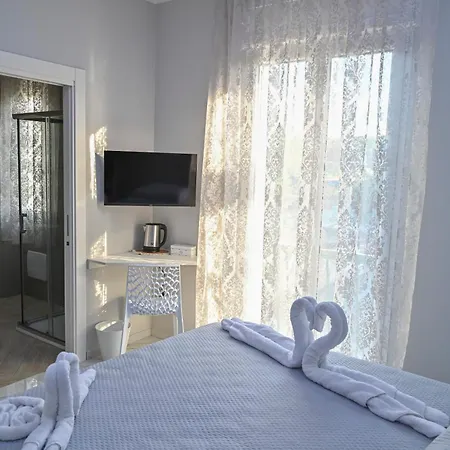 Bebsantaniellohouse1 3*