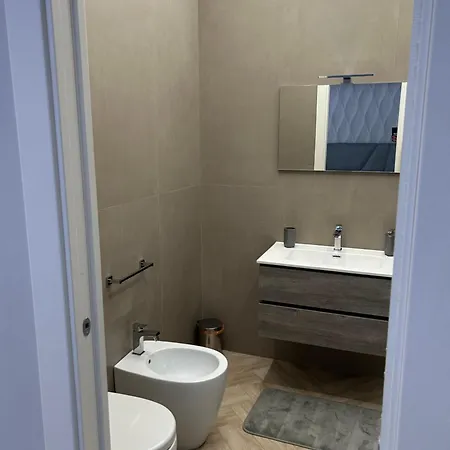 Bebsantaniellohouse1 Neapol